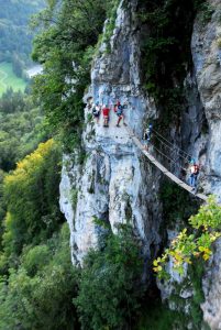 via pont de singe